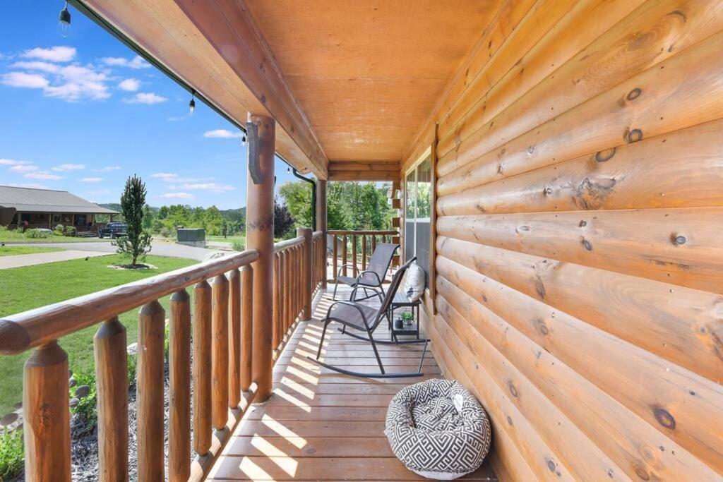 Enchanted Forest Cabin And Teepee! Lights & Laser Show! Private Hot Tub! Unique Stay! Sevierville Buitenkant foto
