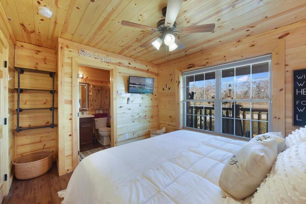 Enchanted Forest Cabin And Teepee! Lights & Laser Show! Private Hot Tub! Unique Stay! Sevierville Buitenkant foto