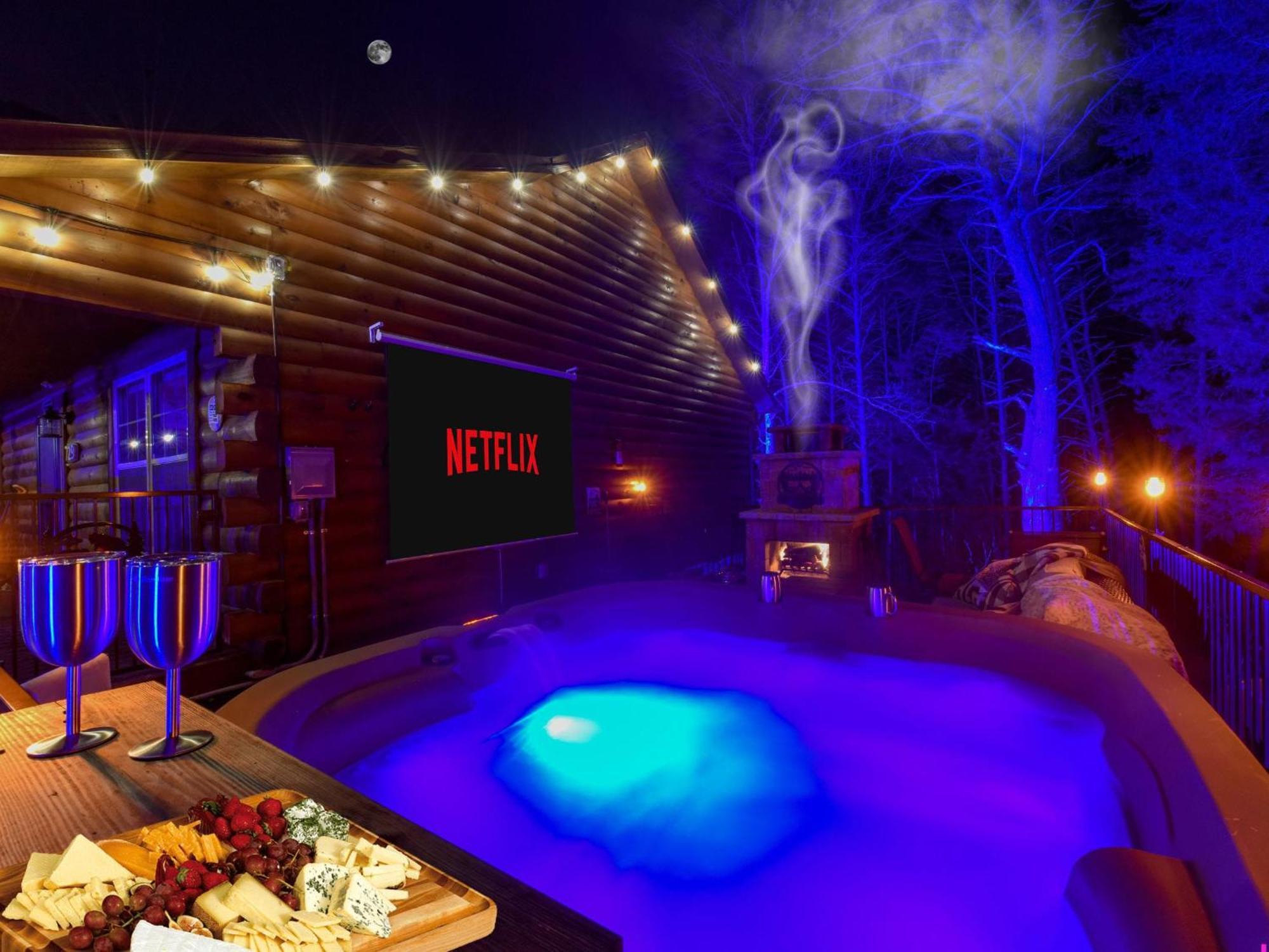 Enchanted Forest Cabin And Teepee! Lights & Laser Show! Private Hot Tub! Unique Stay! Sevierville Buitenkant foto